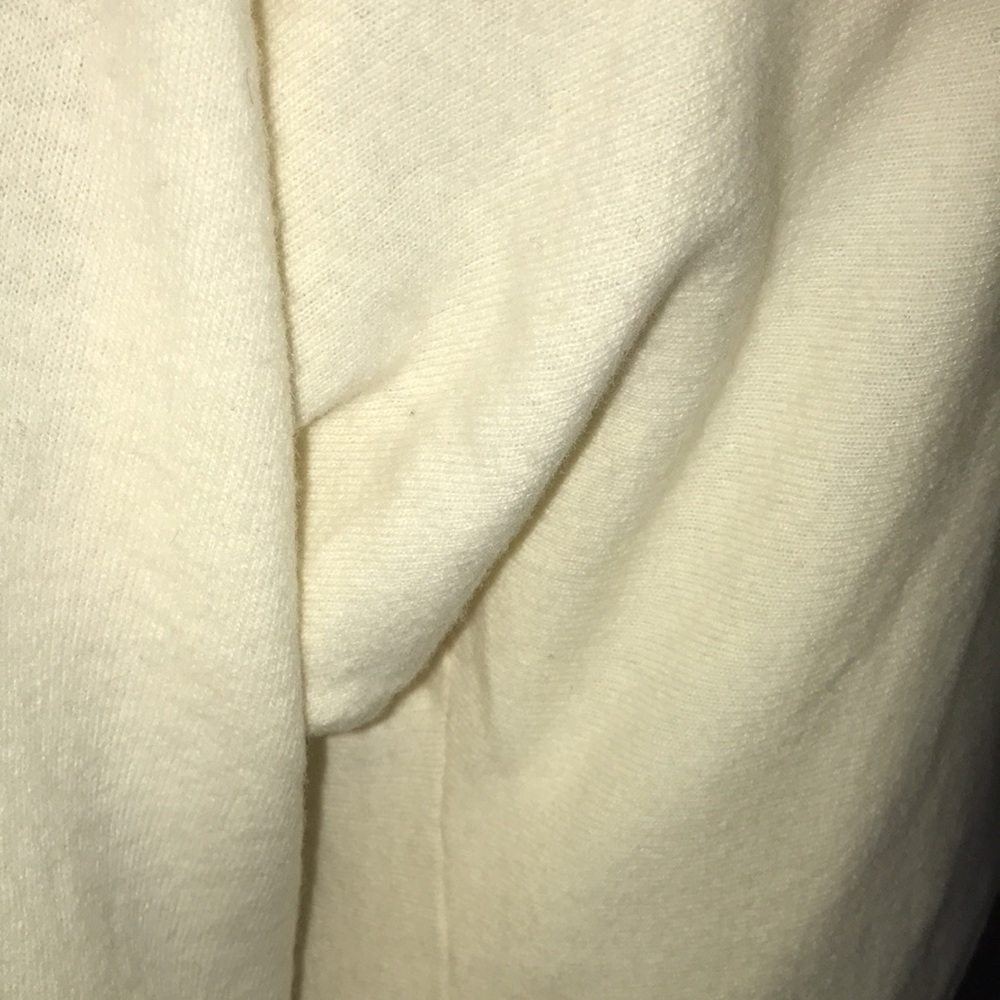 Vanilla Cream Color Sweater with detailed beading - Picture 6 of 6